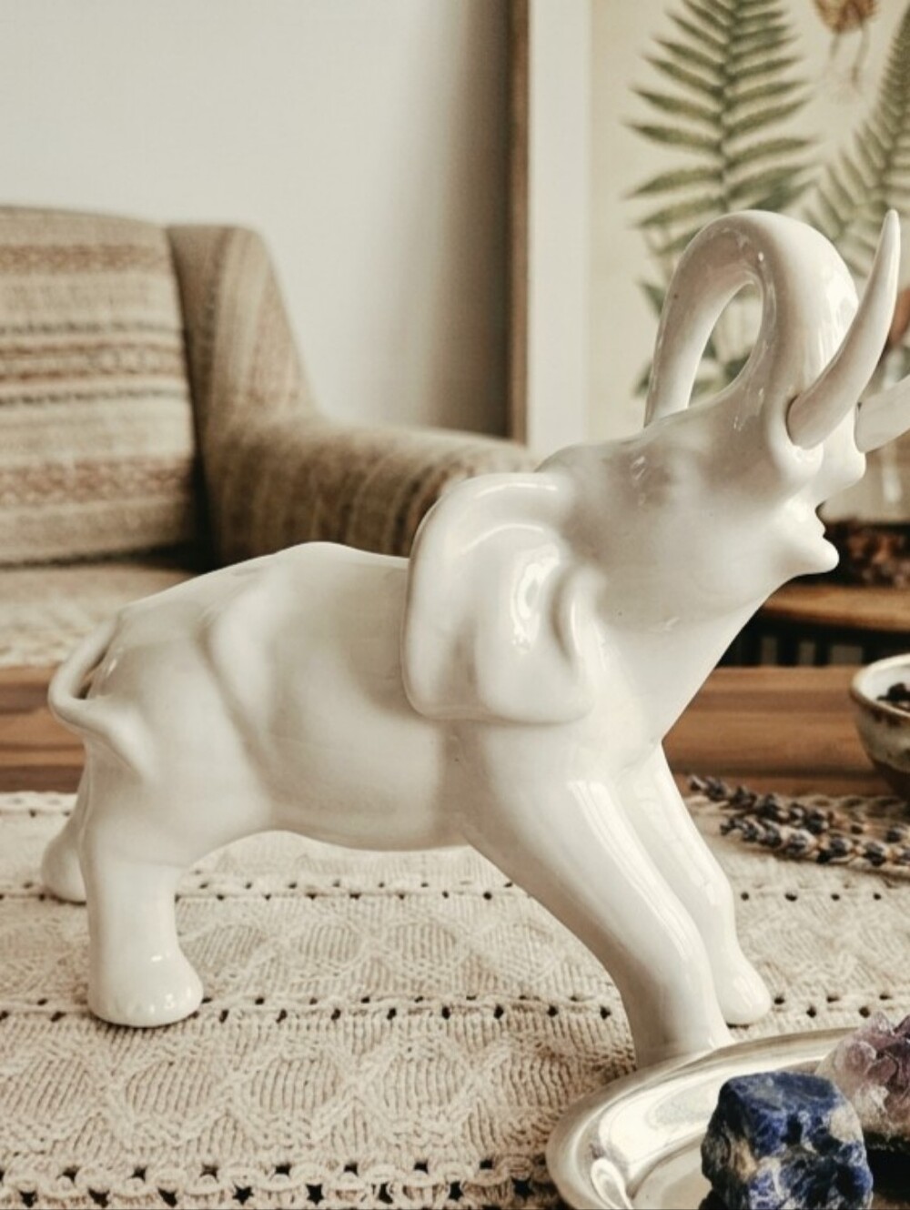 Stunning vintage white ceramic elephant figurine, made in Portugal(1960-1970)